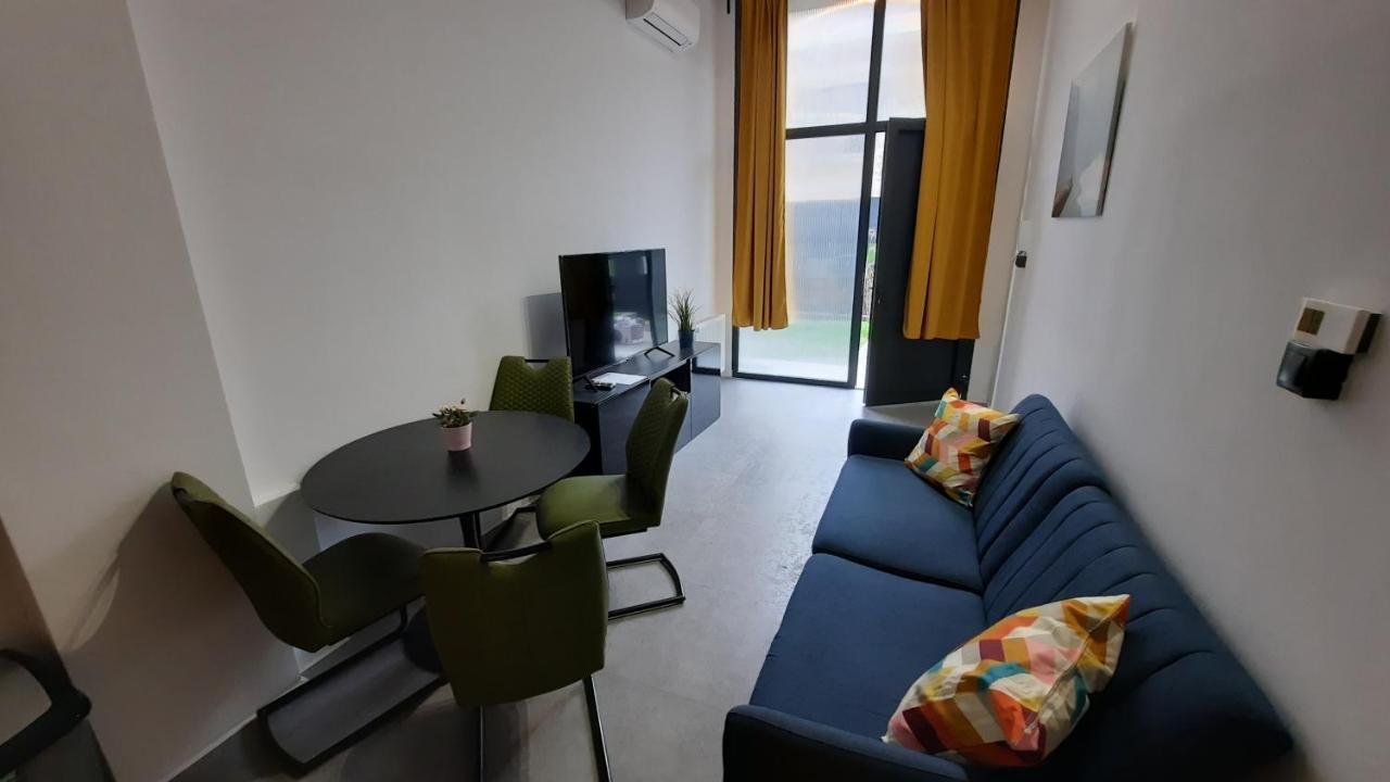 Hi-bp In-budapest Studio Apartman 2 Free Parking * Budapeszt